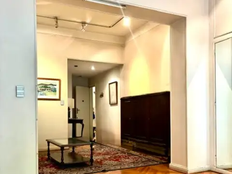 Pena 1300, Piso 2