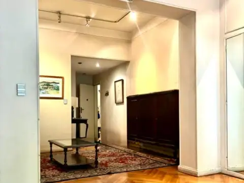 Pena 1300, Piso 2