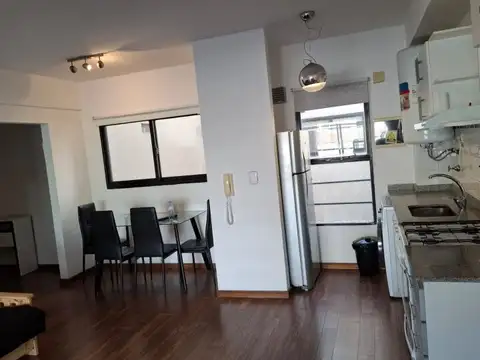Manuela Pedraza 2100 , Piso 2