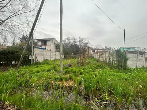 VENTA TERRENO PILAR BARRIO PERUZOTTI
