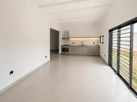 Casa en Melchor Romero - Calle 172 esquina 525