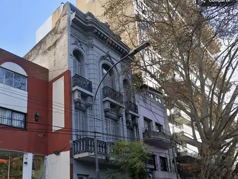 Avenida Corrientes al 1900
