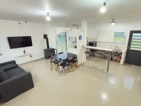 CASA EN VENTA SAN CARLOS LA PLATA 2 DORMITORIOS