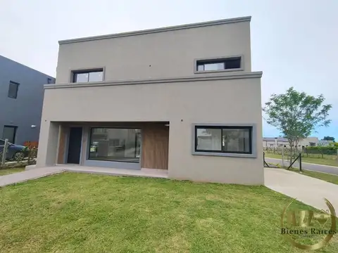 Hermosa Casa a Estrenar en Barrio San Pablo, Pilar