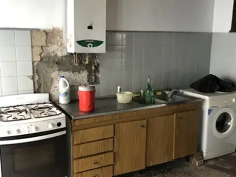 CASA EN VENTA DOS PLANTAS - EXCELENTE OPORTUNIDAD