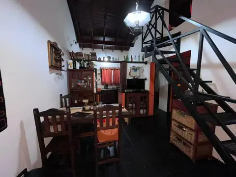 Depto Tipo Casa en Venta con 2 cocheras