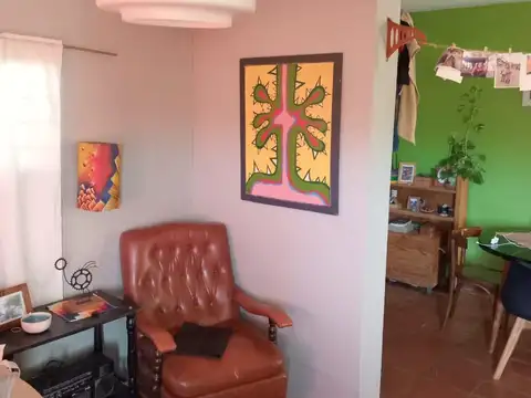 Casa 4 ambientes con 1 baño
