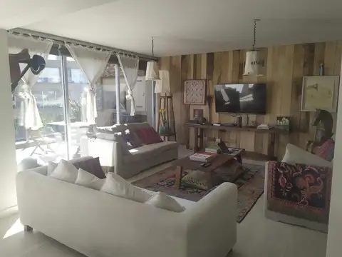 Departamento en Venta de 5 ambientes