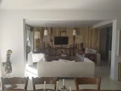 Departamento en Venta con 2 cocheras