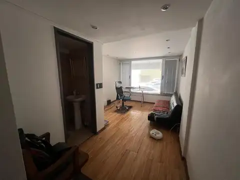 Cochera con estudio de uso exclusivo en Recoleta!