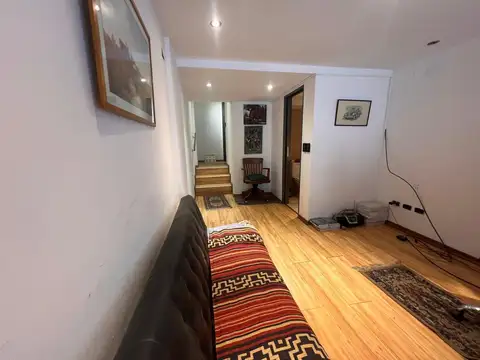 Cochera con estudio de uso exclusivo en Recoleta!