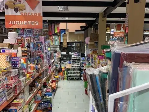 CARLOS MADARIAGA 416 400