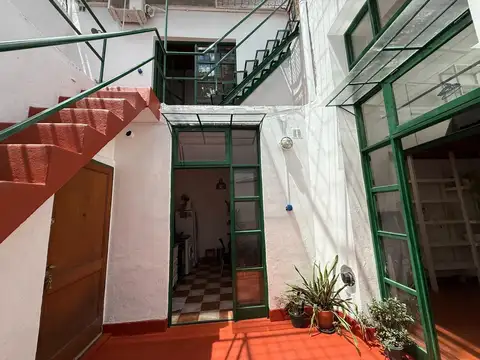 Depto Tipo Casa en Venta de 3 ambientes