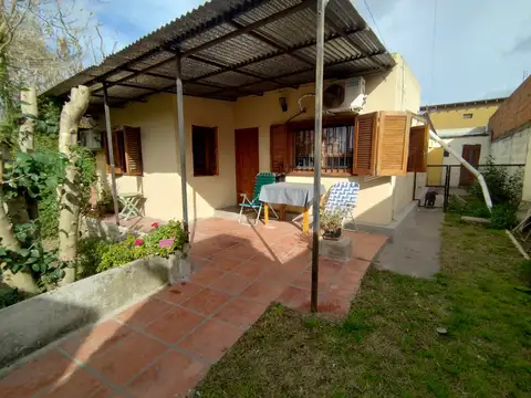 Casa en Venta en La Plata [Cod: 161-13661]