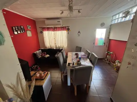 Casa en Venta en Liniers, USD 144.999