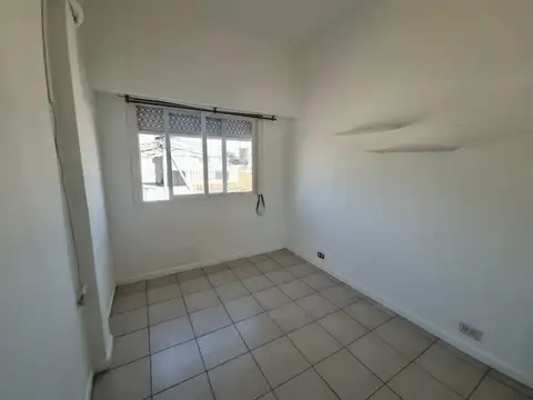 Depto Tipo Casa en Venta 47 años