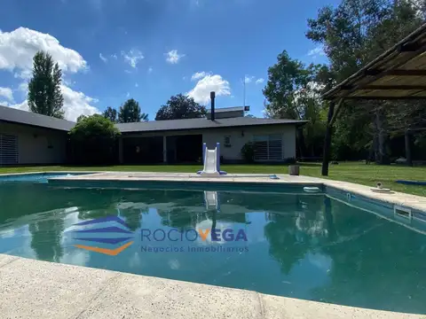 Casa en Alquiler / Venta en Chacras del Molino Exaltacion de la Cruz