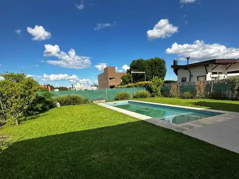 Casa en Alquiler en Funes