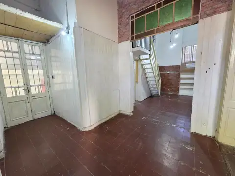 Depto Tipo Casa en Alquiler en Boca, $ 900.000