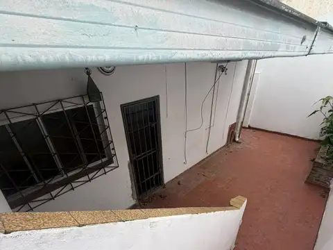 Depto Tipo Casa en Venta con 1 cocheras