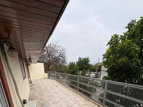 Luminoso y cómodo Dpto 3 ambs en Liniers SIN EXPENSAS