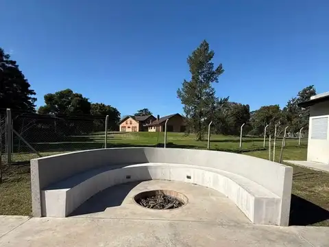 Terreno en Venta en Pilar Del Este, USD 45.000