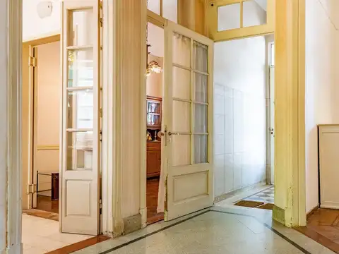 Depto Tipo Casa 5 ambientes con 2 baños
