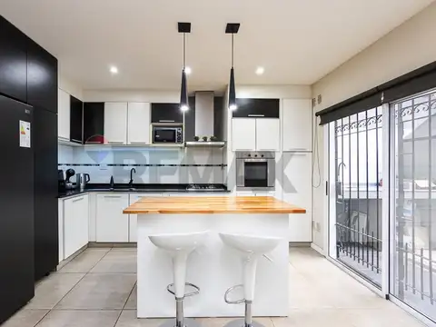 Depto Tipo Casa en Venta en Lomas del Mirador, USD 135.000
