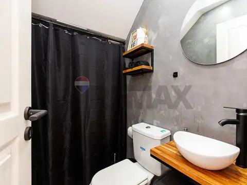Depto Tipo Casa en Venta con 1 cocheras