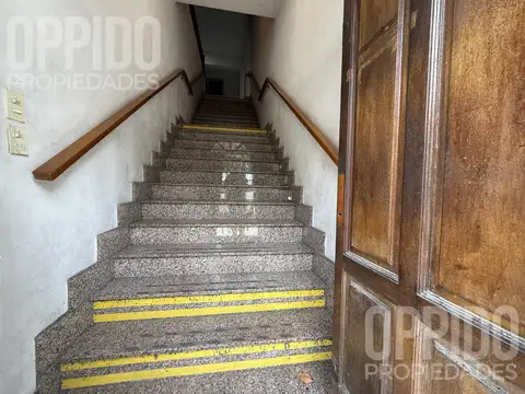 Av. Castañares al 6200