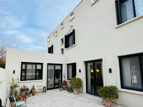 Casa en Alquiler Temporal en Las Liebres, USD 4.500