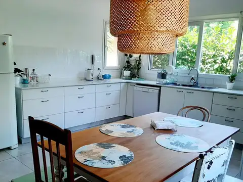 Casa en Alquiler Temporal en Bella Vista, USD 2.000