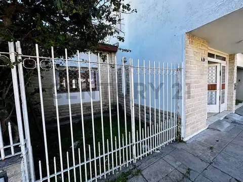 155 Entre 8 y 9 100, Piso 0