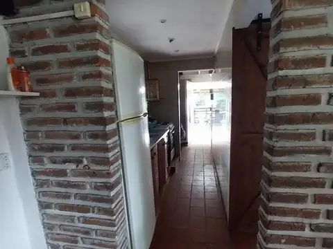 Quinta en Alquiler en Lezica y Torrezuri, $ 850.000