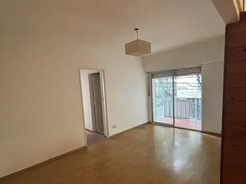 Juan Bautista Alberdi 1400, Piso 1