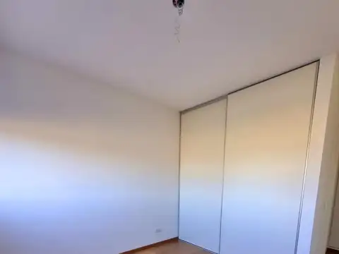 Departamento en Alquiler en Funes, $ 570.000