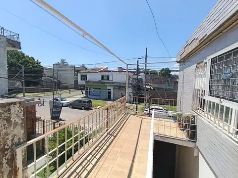 ALQUILER PH 3 AMBIENTES BILLINGHURT GRAL. SAN MARTIN SIN EXPENSAS PBA