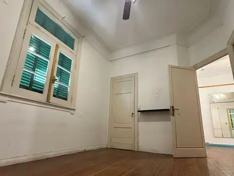 Departamento - Alquiler - Argentina, Capital Federal - PTE LUIS SAENZ PEÑA 200