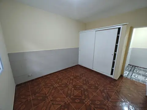 Excelente departamento en centro de Laferrere a 200 mts de Av. Luro