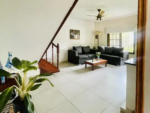 Casa en Venta en Villa Elisa [Cod: ]