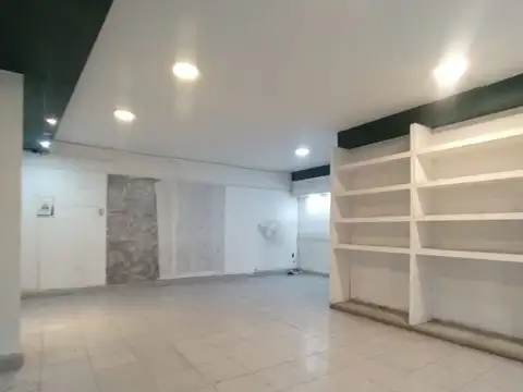 Avda. Ejército del Norte 200