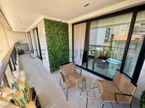 CUATRO AMBIENTES CON COCHERA SOBRE AVENIDA PEDRO GOYENA