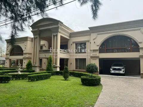 Casa en venta 6 ambientes con pileta en Country San Diego 