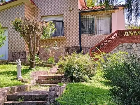 Av. Álvarez Jonte 0