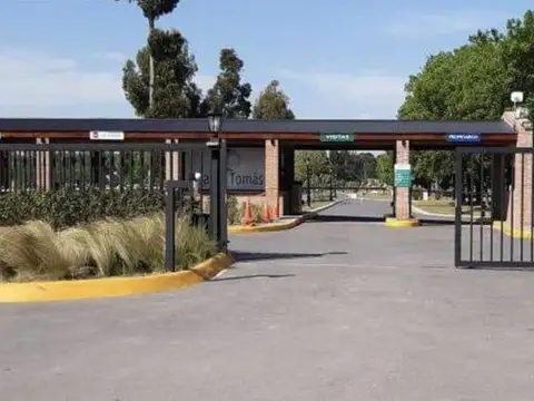 Terreno en Venta en Santo Tomas, USD 28.000
