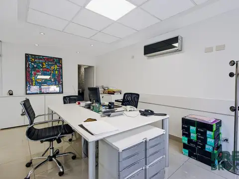 Oficina en Venta 60 años
