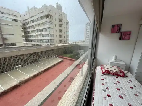 Departamento en Alquiler Temporal en Playa Brava, USD 2.300
