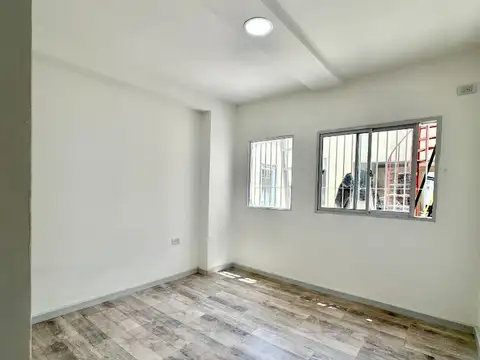 Dpto 2 amb, en hermoso barrio - Bustamante 1461