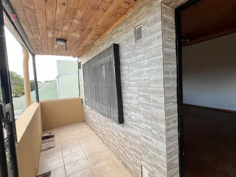 PH EN VENTA LOS HORNOS - LA PLATA