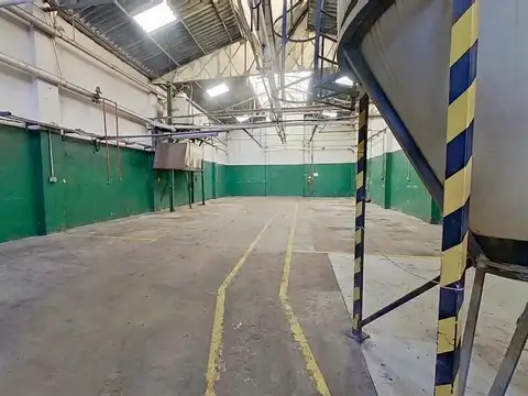 VENTA DE DEPOSITO AVELLANEDA